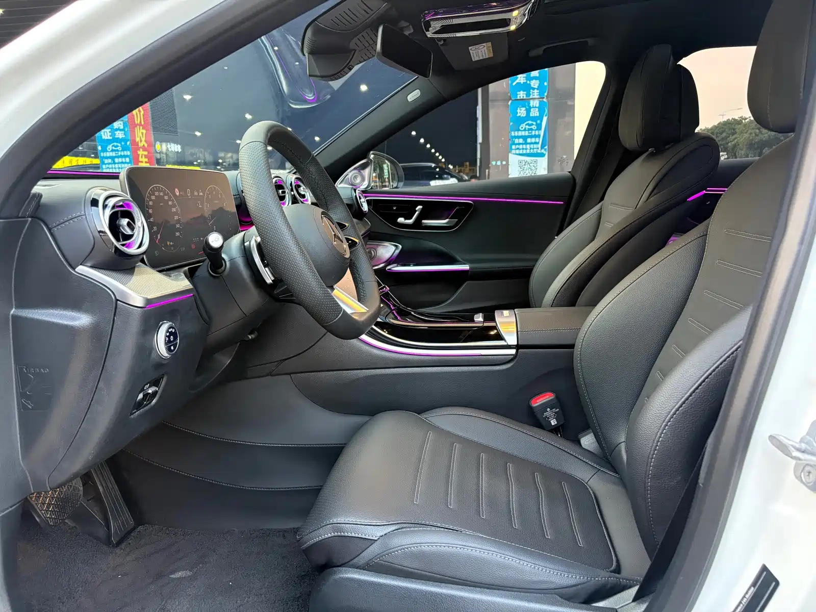 صورة 11 - Mercedes-Benz C-Class
