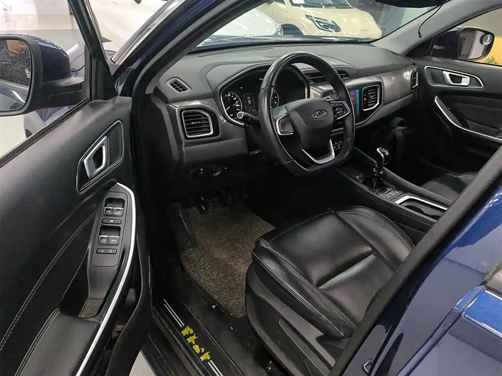 Фото 15 - Chery Tiggo 8