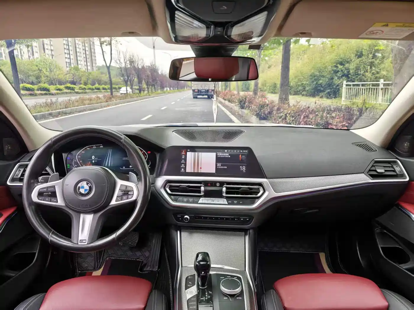 BMW 3 Series 2022 325i M Sport Shadow Edition фото 10