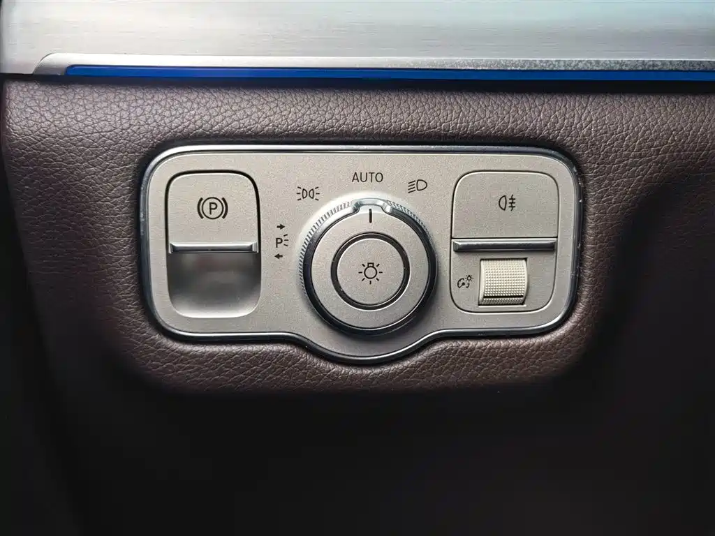 Mercedes-Benz GLE 2021 GLE 450 4MATIC Fashion фото 38