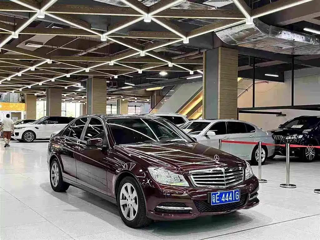 Mercedes-Benz C-Class 2013 2013 Model C 180 CGI Classic