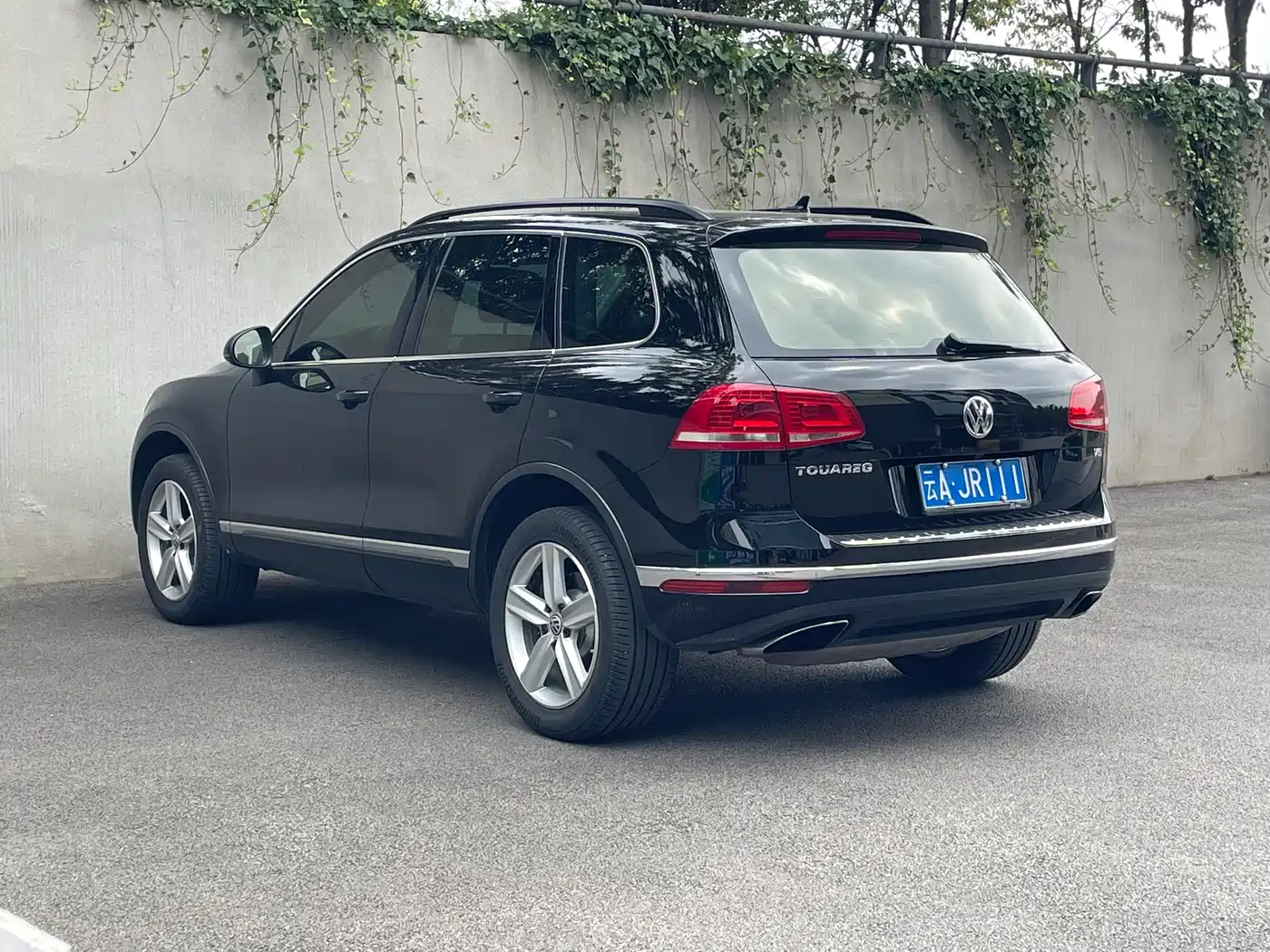 Volkswagen Touareg 2018 2017 3.0TSI Explorer Edition