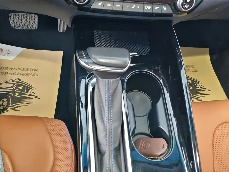 Buick Velite 6 2020 Plug-in Hybrid Connected Smart Edition фото 16
