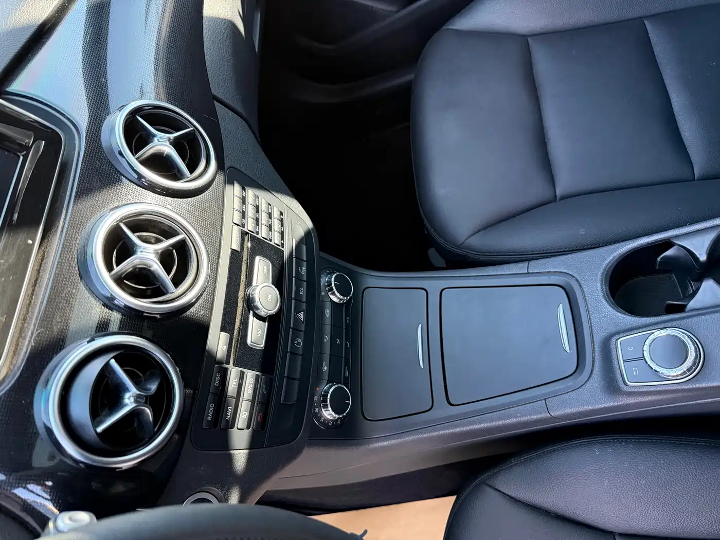 Mercedes-Benz B-Class 2012 B 180 фото 26