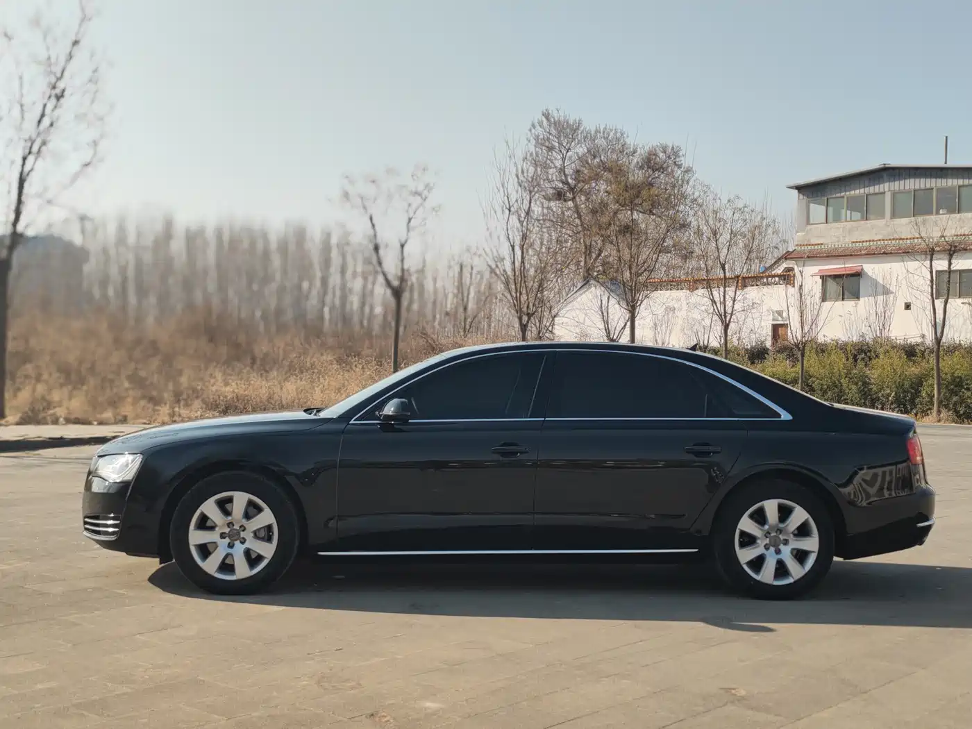 Audi A8 2012 A8L 45 TFSI quattro Luxury фото 4