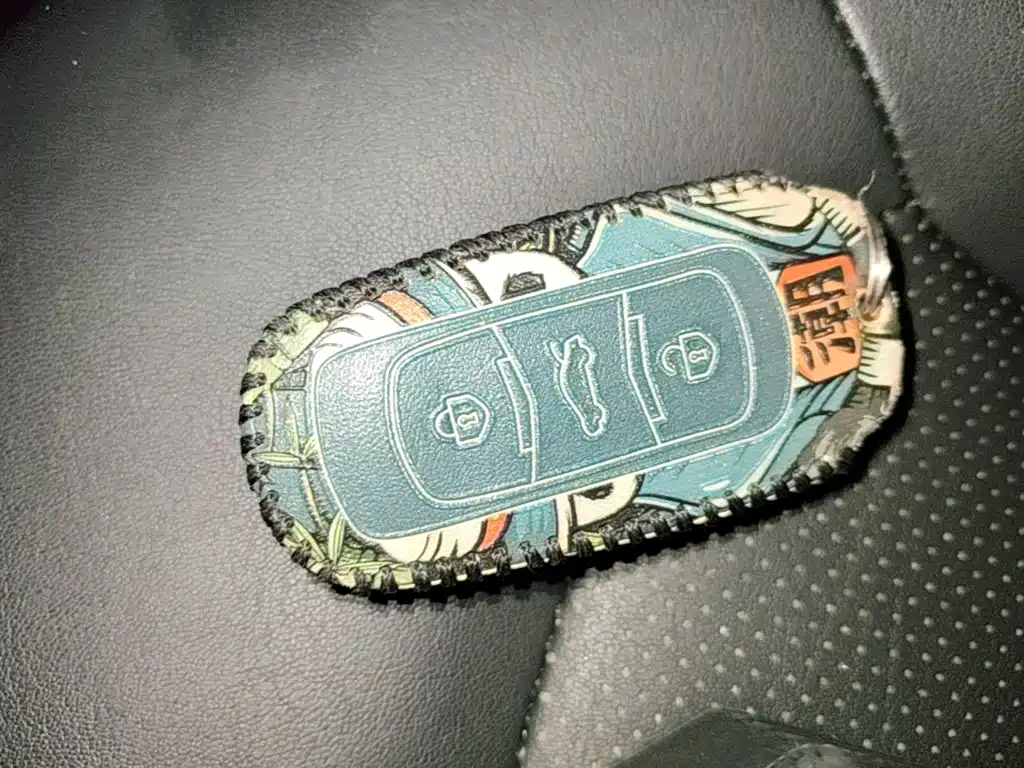 Фото 9 - Geely Emgrand GS