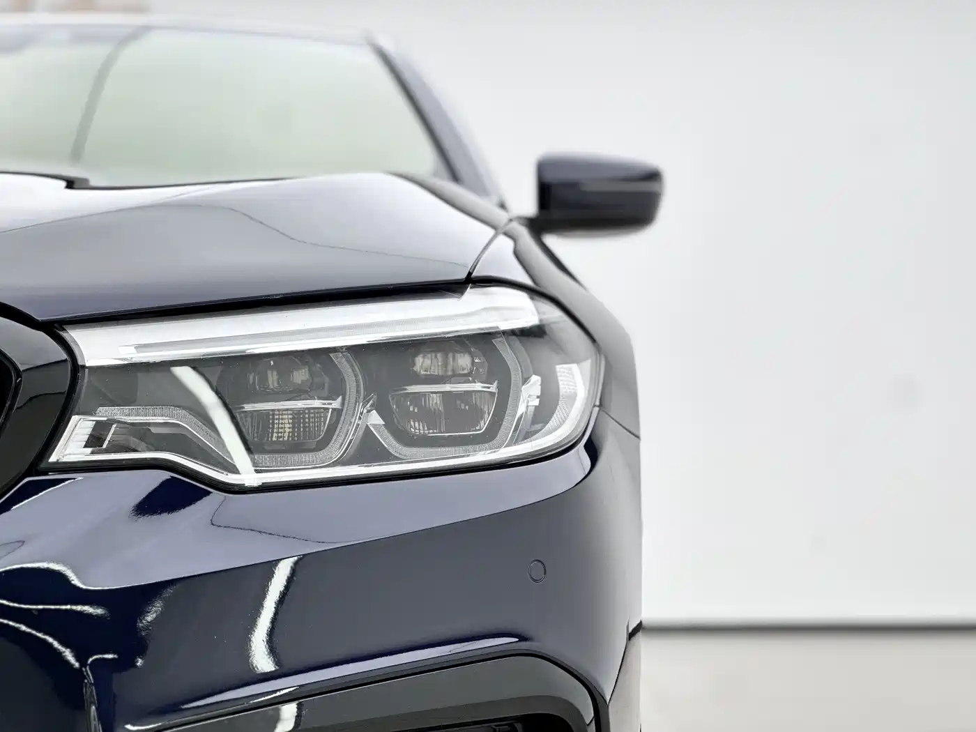BMW 5 Series (Import) 2020 540i Style Edition M Sport Package фото 13