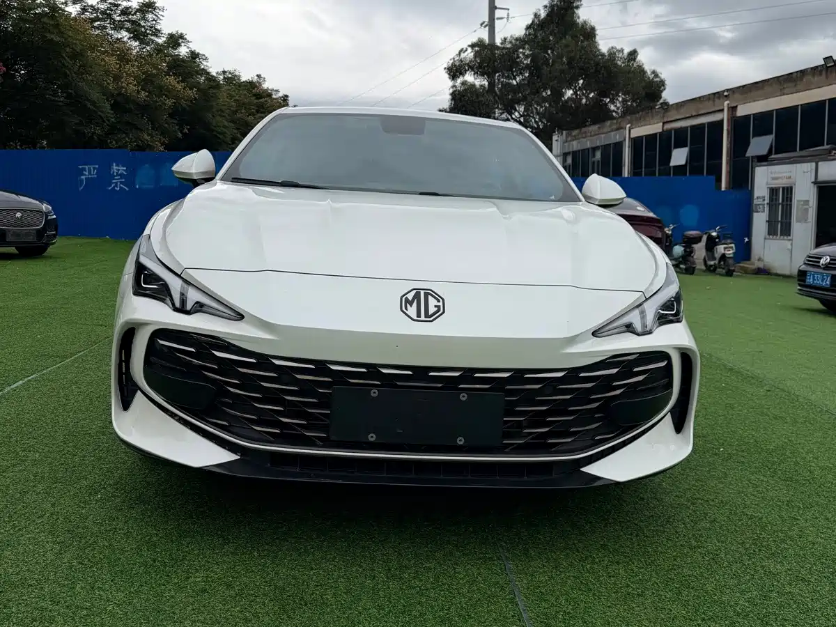 MG MG7 2025 2023 1.5T DCT Ultimate Elegance Edition