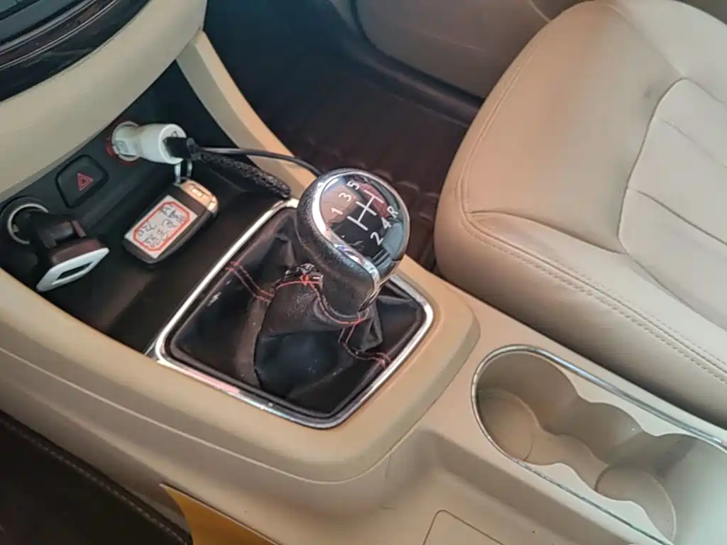 Photo 14 - Baojun 730