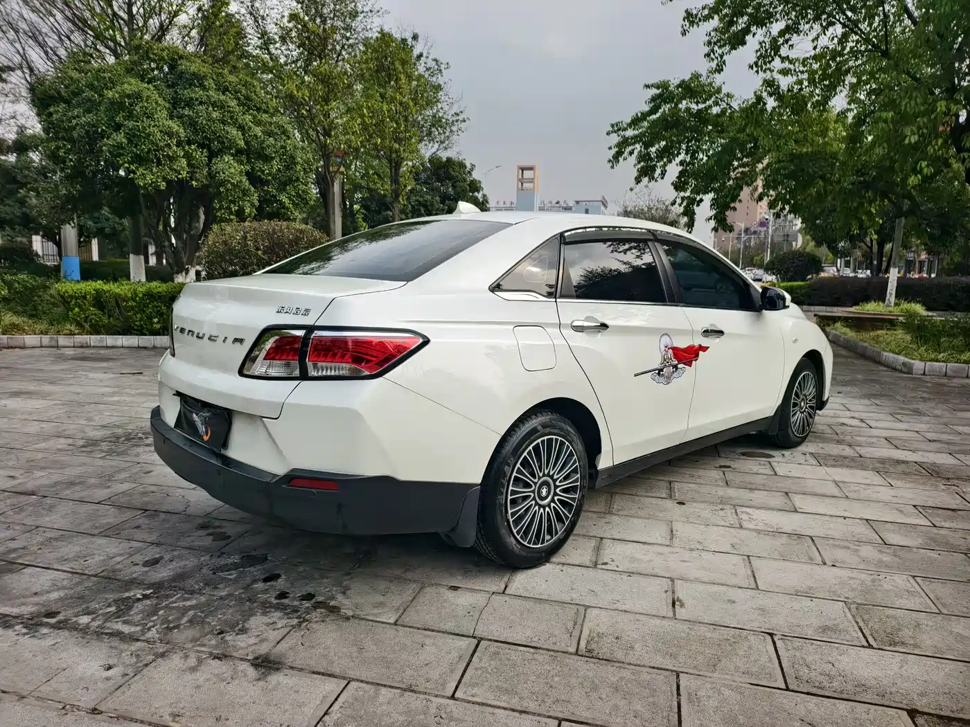 QICHEN D60