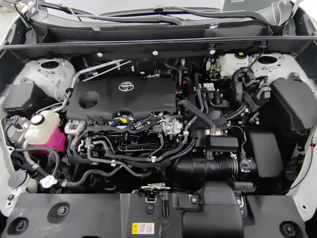 Photo 6 - Toyota RAV4
