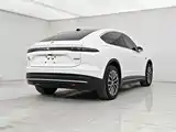 Фото 3 - NIO EC6