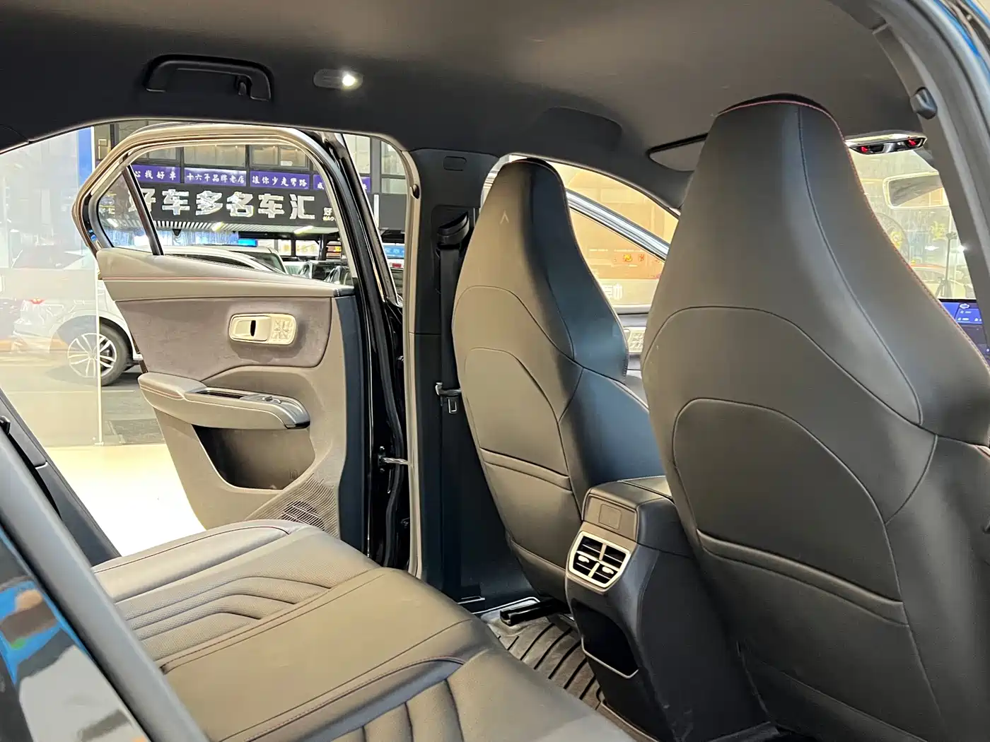 Nezha Auto Nezha X 2024 2024 400 Premium Edition