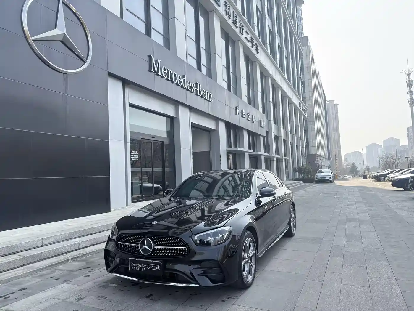 MERCEDES-BENZ E-CLASS