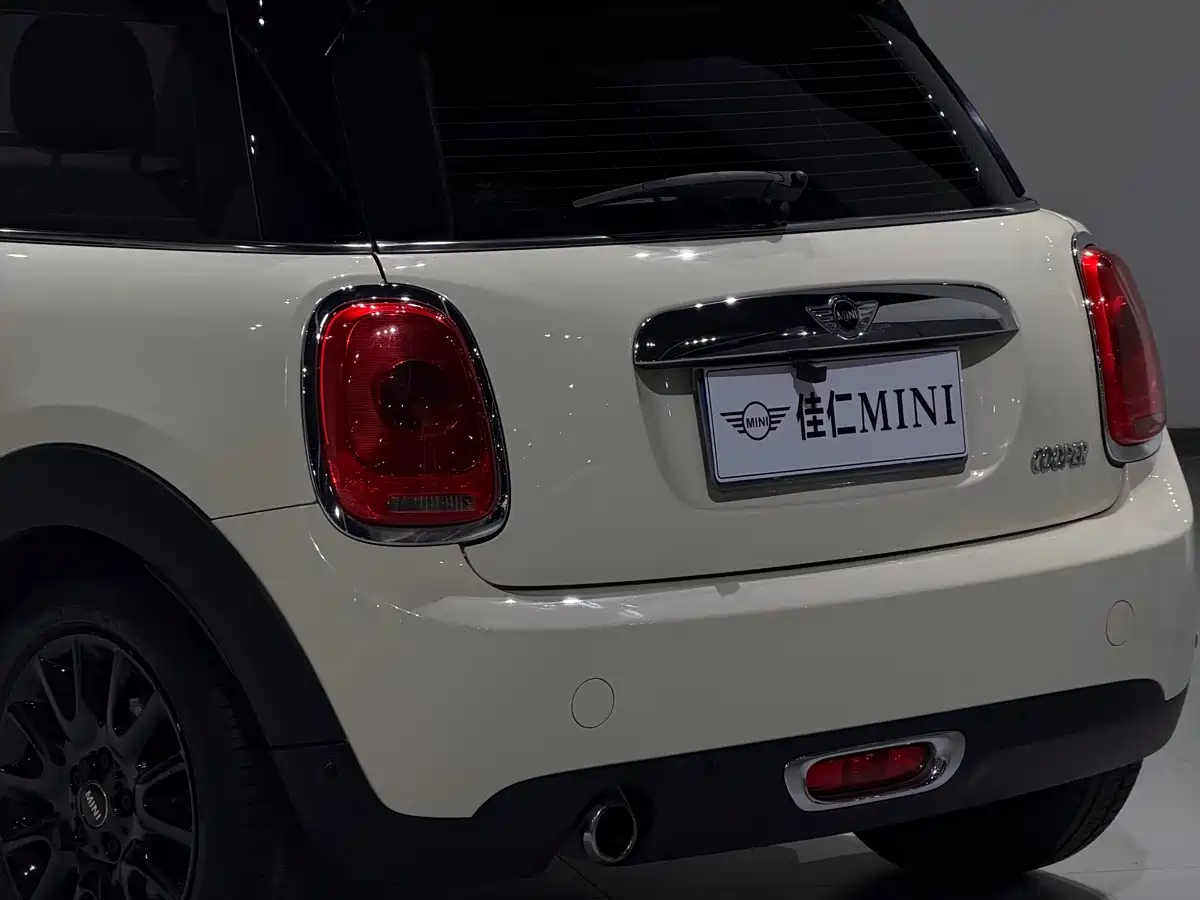 Фото 6 - MINI MINI
