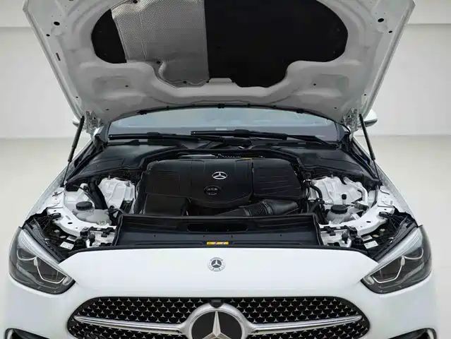 Mercedes-Benz C-Class 2023 Facelift C 260 L Sport Edition — фото 5