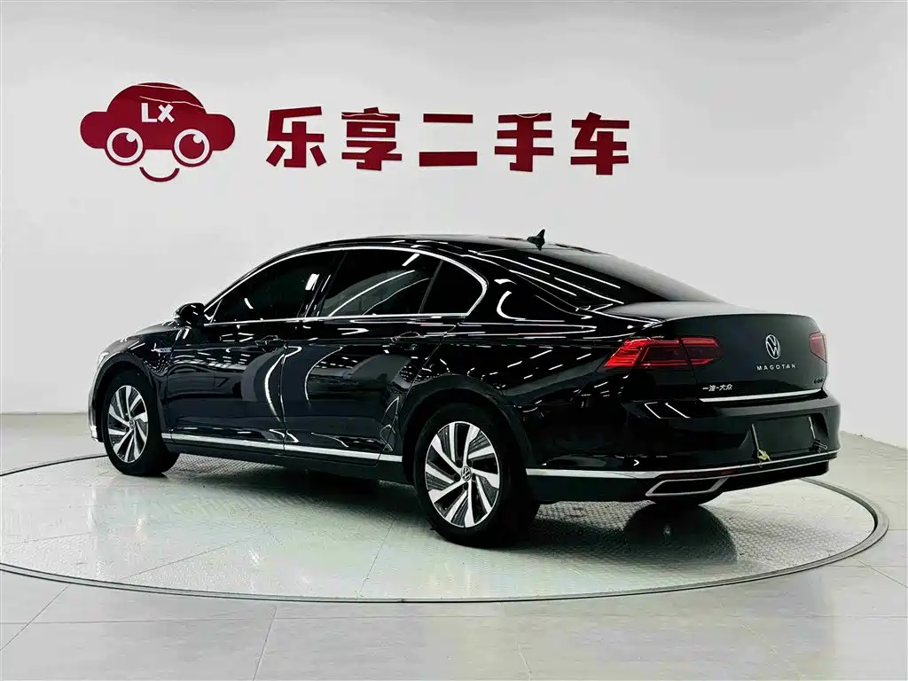 Volkswagen Magotan GTE Plug-in Hybrid 2022 GTE Luxury фото 3