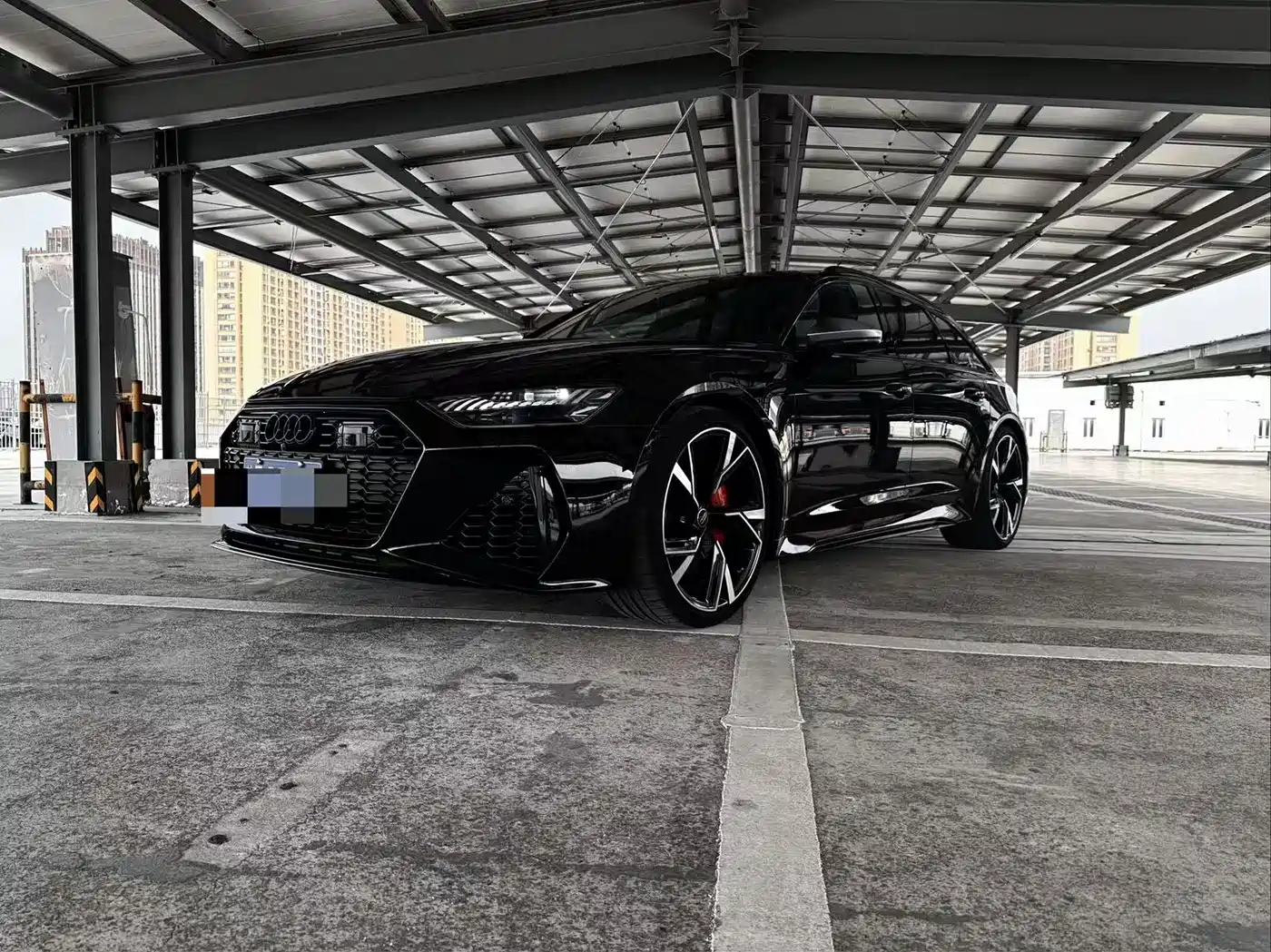 AUDI RS6