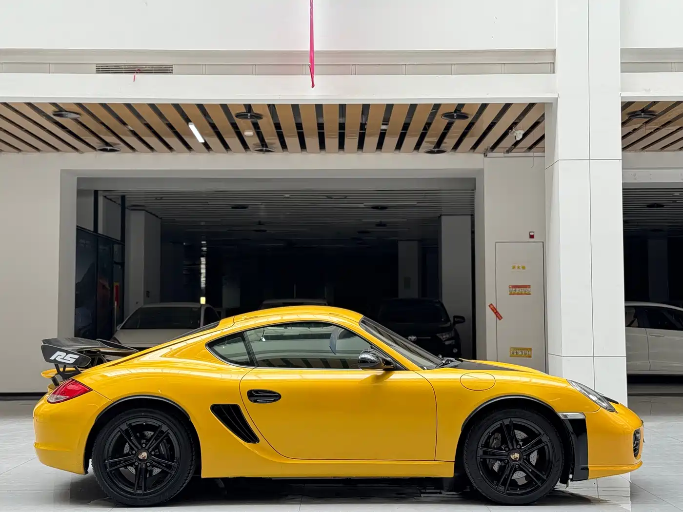 Porsche Cayman 2009 Cayman 2.9L фото 4