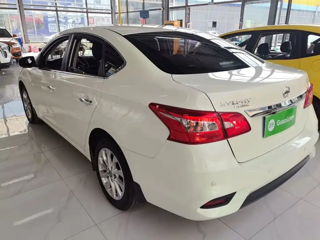 Nissan SYLPHY, миниатюра 5