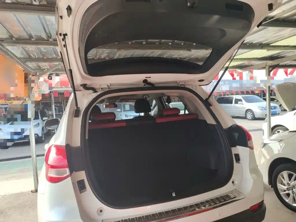 Фото 9 - Haval H2
