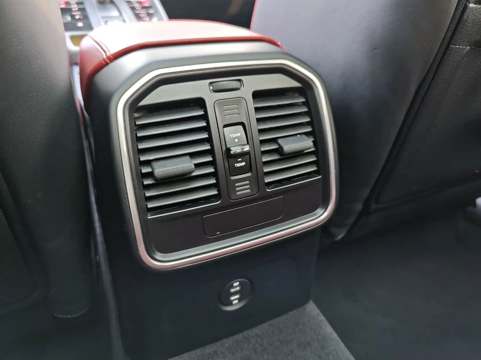 صورة 22 - Porsche Macan