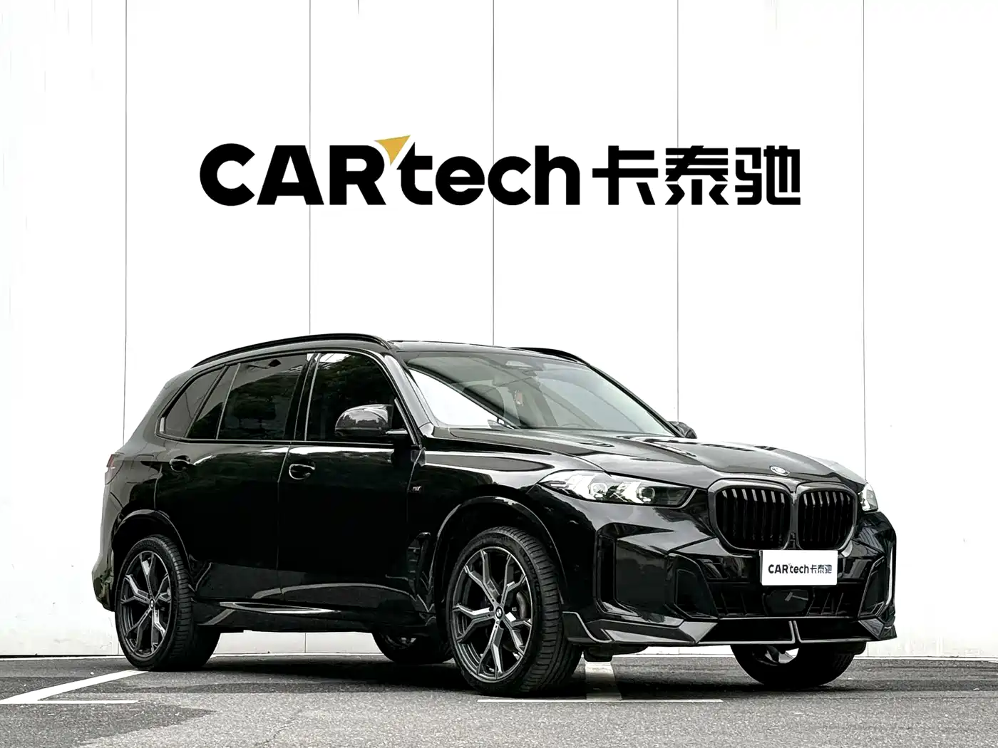 BMW X5 2023 xDrive 30Li Premium M Sport Black Night Package фото 3