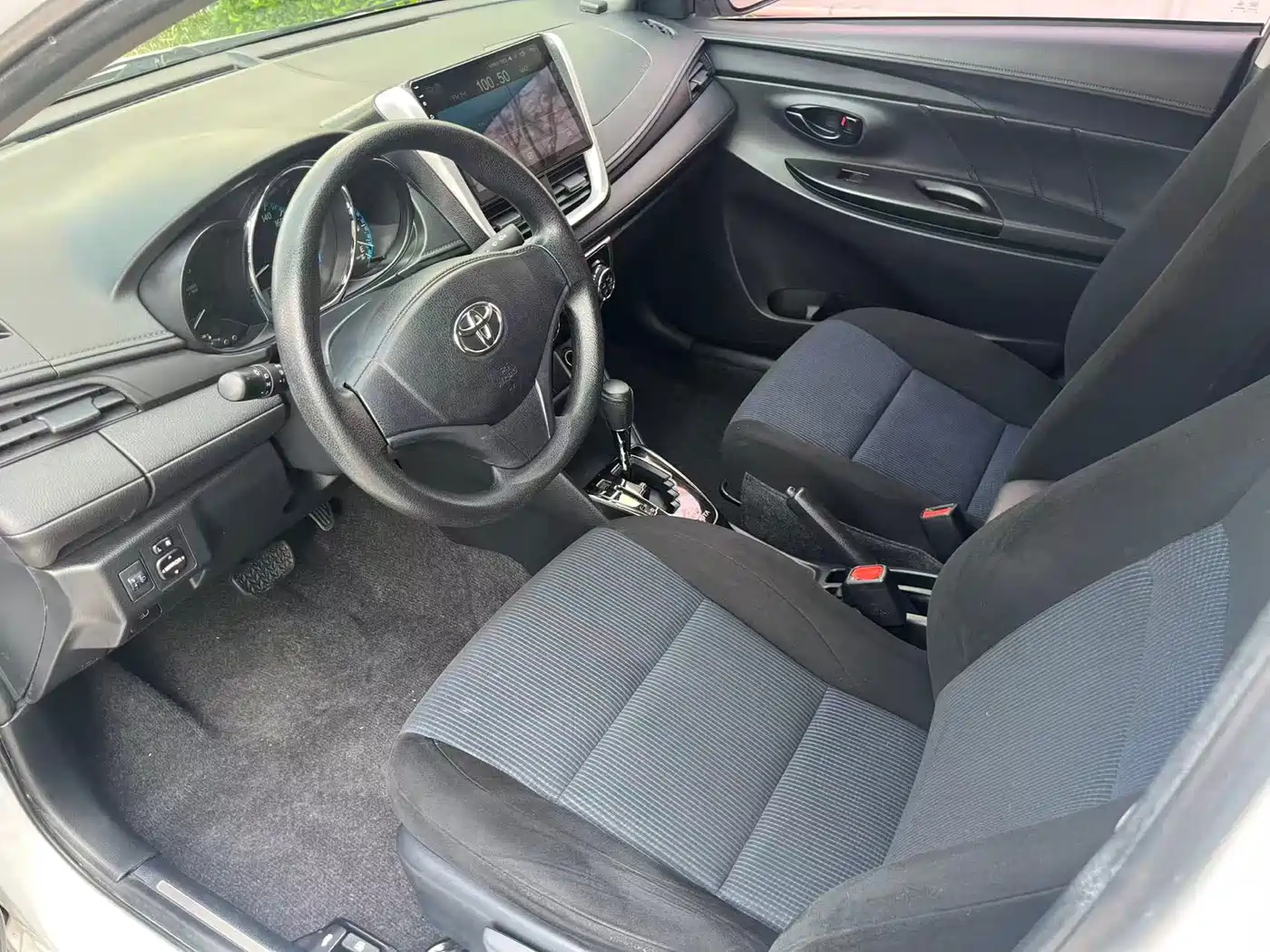 Toyota YARiS L Zhi Xiang 2019 1.5E CVT Charming China VI фото 16