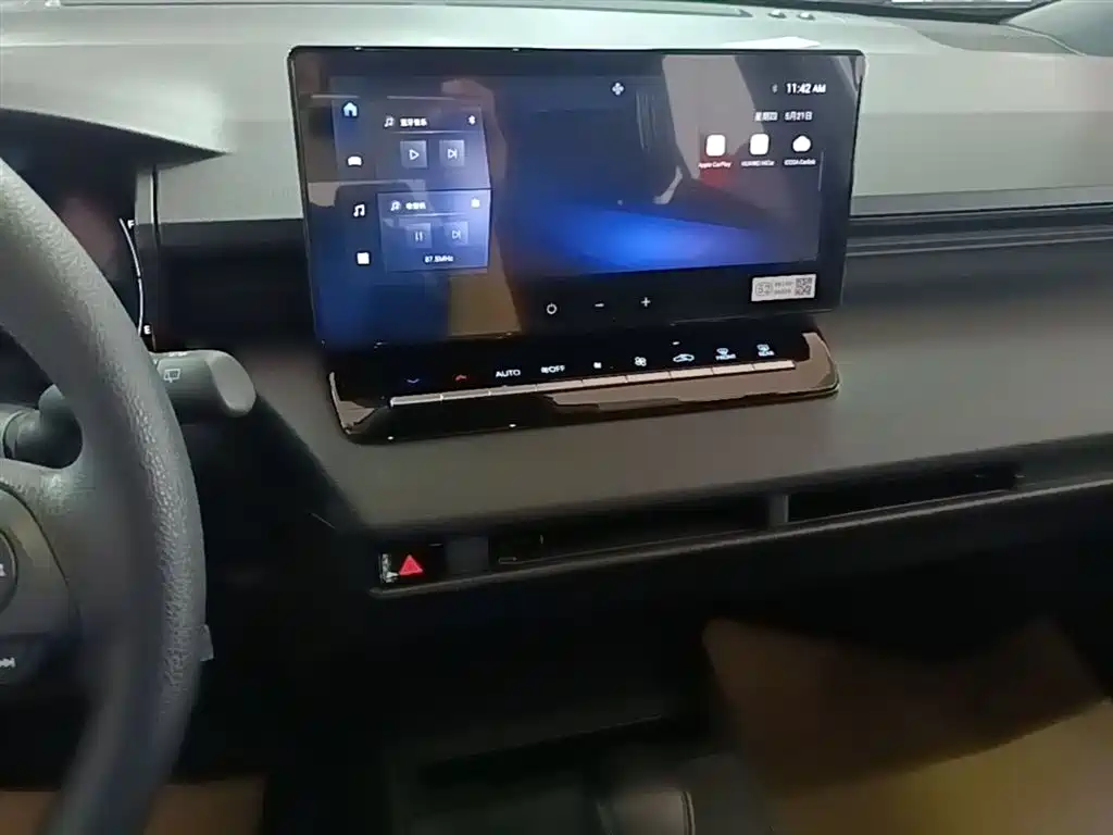 Toyota Corolla Cross 2025 2.0L Pioneer Edition фото 13