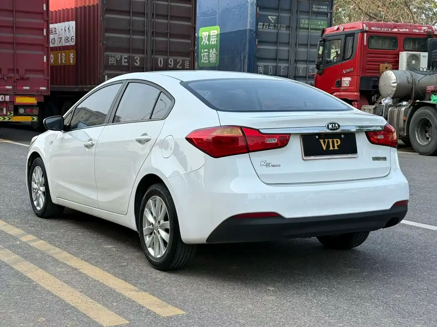 Фото 15 - Kia K3