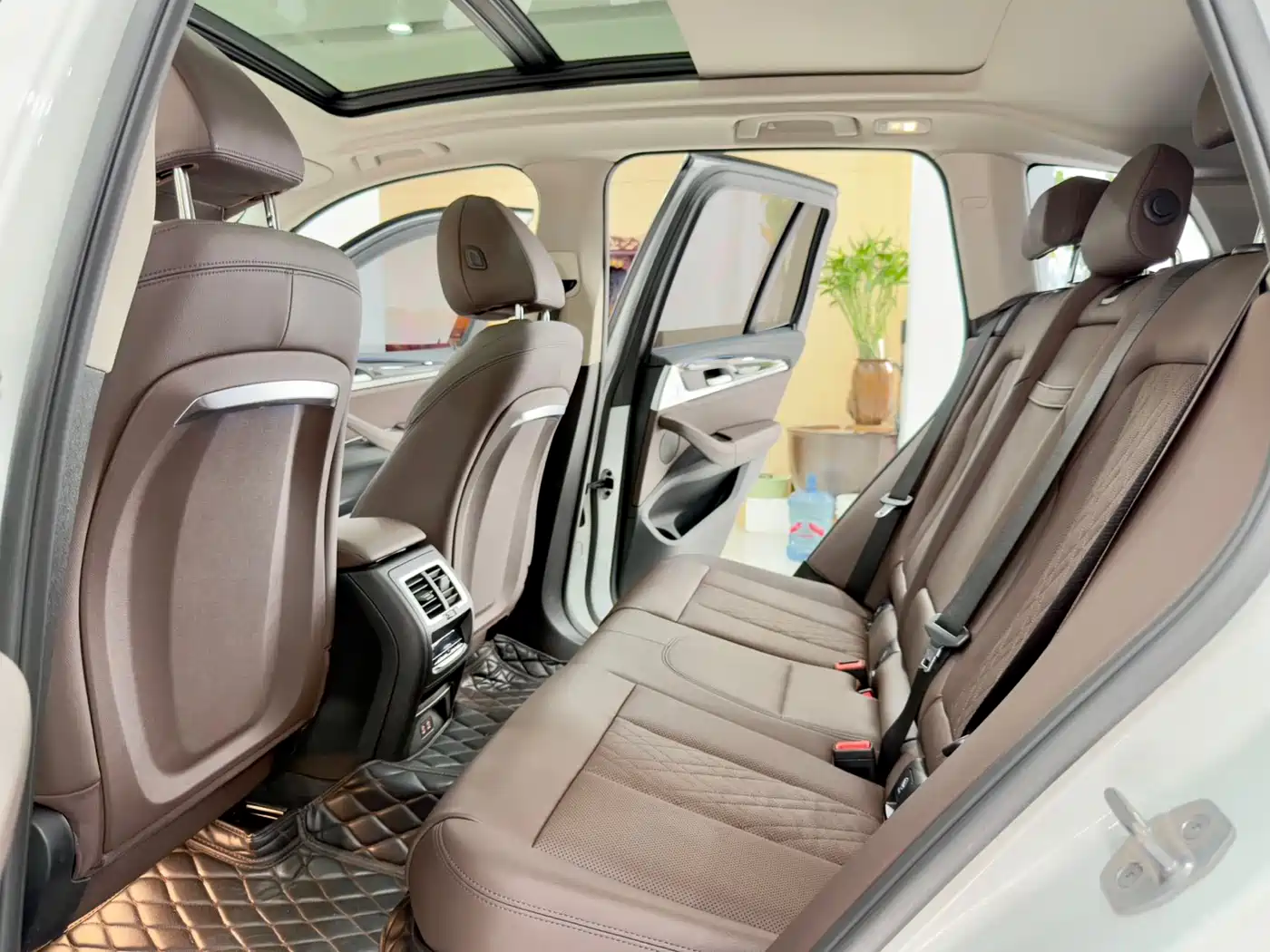 BMW iX3 2022 Facelift Leading Model фото 6
