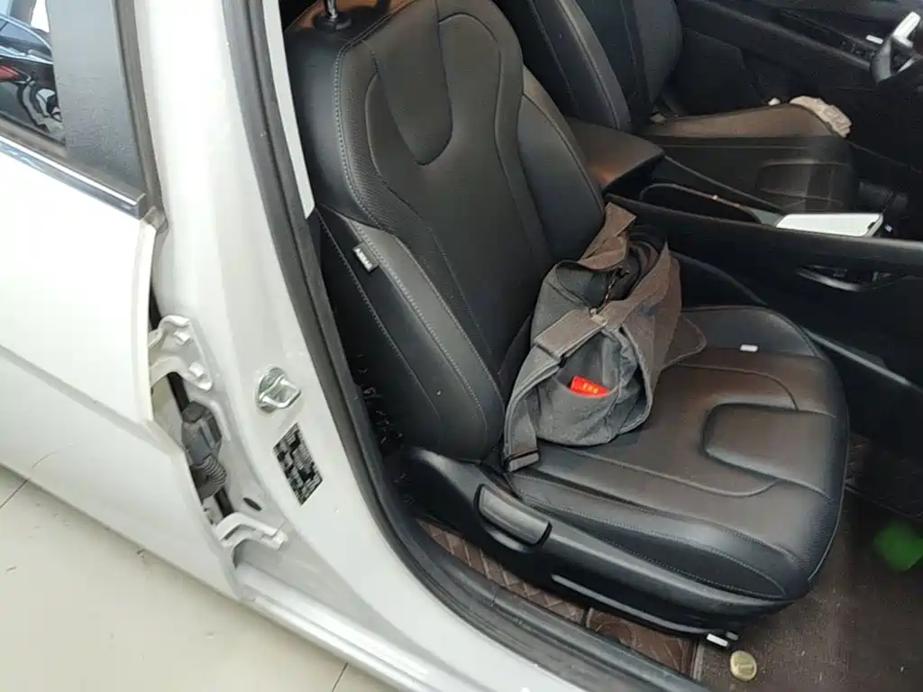 Hyundai Elantra 2025 2023 1.5L CVT GLX Elite Edition