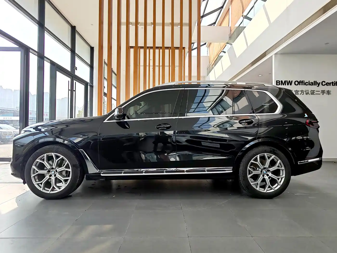 BMW X7 2024 xDrive40i Leading Luxury Package фото 3