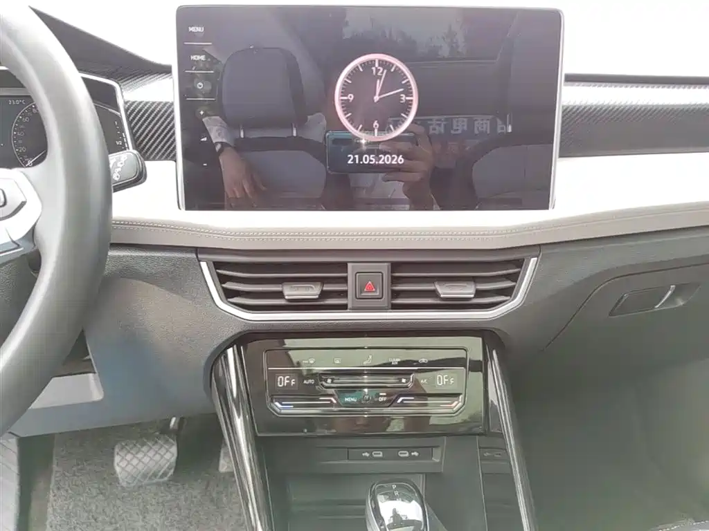 Volkswagen Tayron 2024 300TSI 2WD Luxury Plus Advanced фото 13