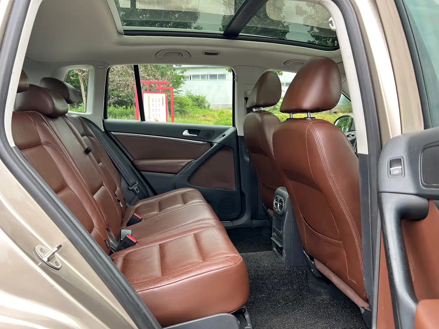 Volkswagen Tiguan 2015 1.8TSI Automatic 2WD Highline фото 10