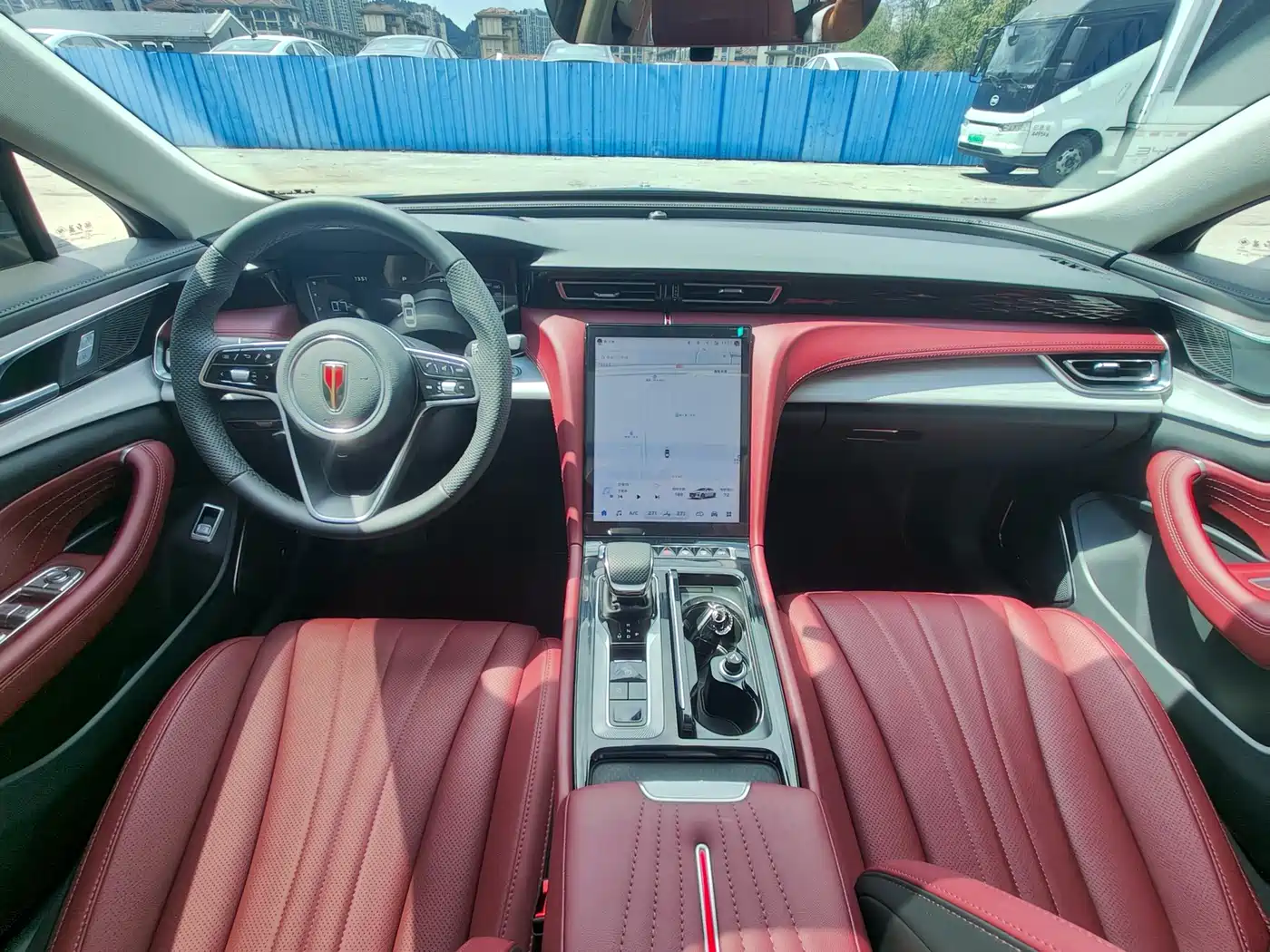 Hongqi H5 2024 1.5T DCT Smart Connect Flag Rhythm Edition фото 8