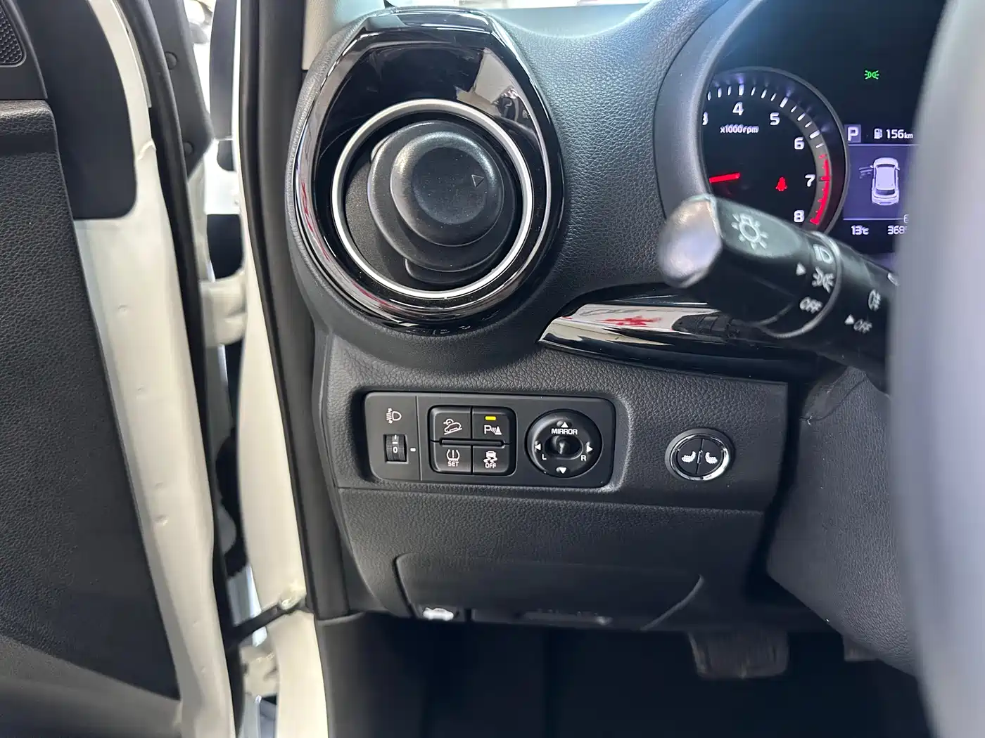 Kia KX1 2021 1.4L CVT Fun Sunroof Version фото 5