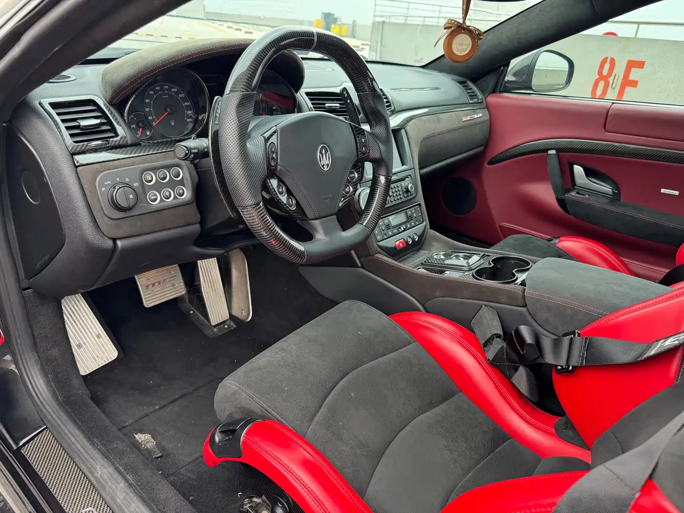 Maserati GranTurismo 2015 4.7L MC Centennial Edition фото 8