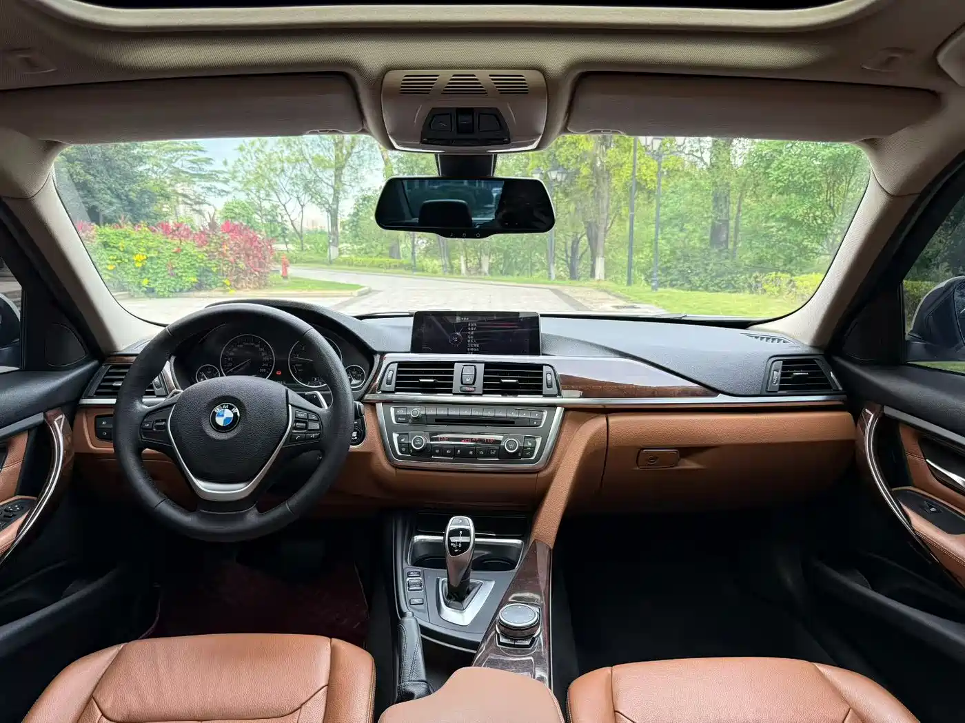 BMW 3 Series 2015 320Li Super Joy Luxury Design Package фото 4