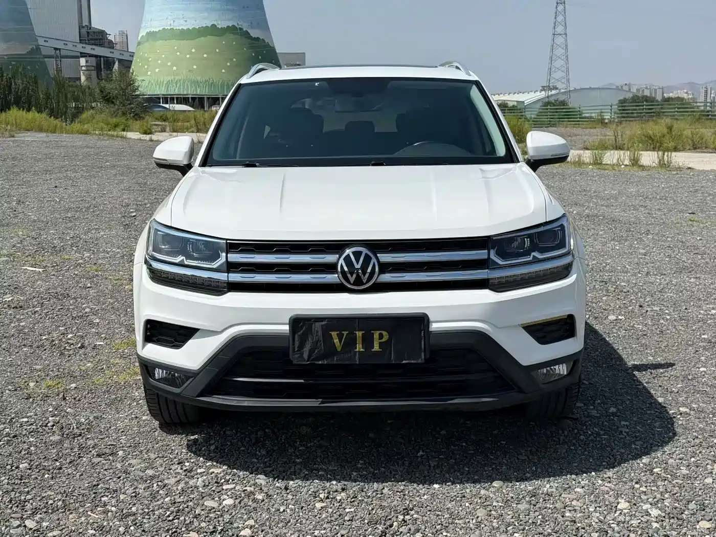 Фото 2 - Volkswagen Tharu