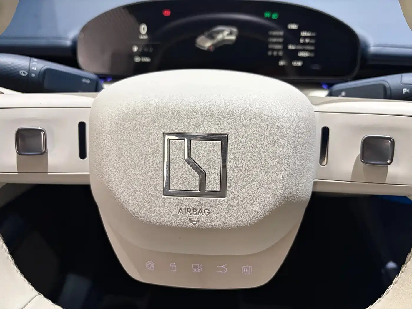 ZEEKR EXTREME KRYPTON 007