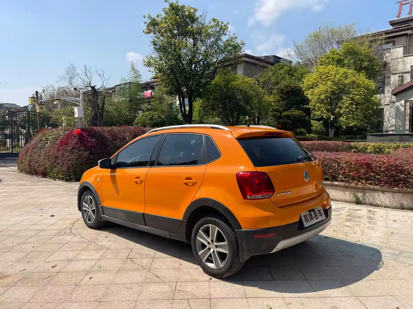 Volkswagen Polo 2012 1.6L Cross Polo AT фото 6