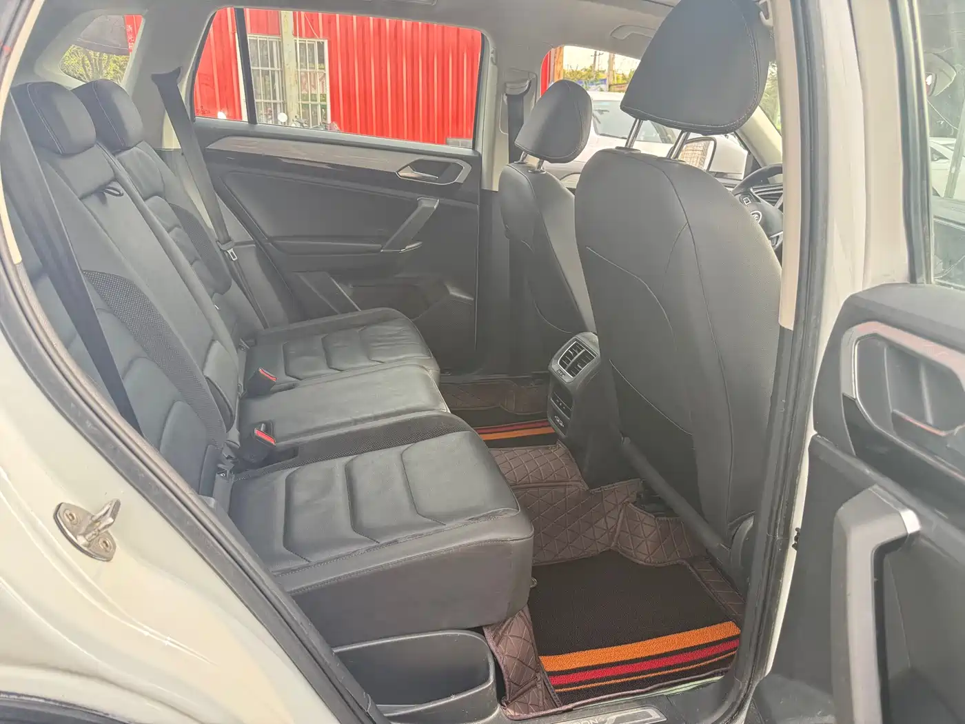 Volkswagen Tayron 2021 280TSI 2WD Luxury Smart Connect фото 6