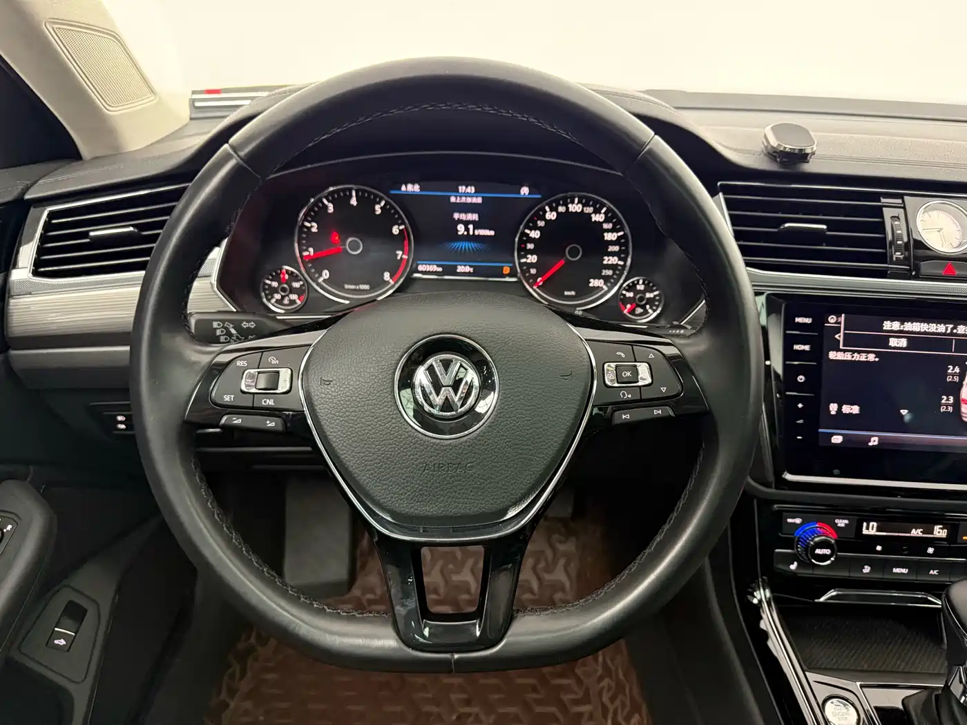 Volkswagen Phideon 2019 380TSI 2WD Business Edition China V фото 8