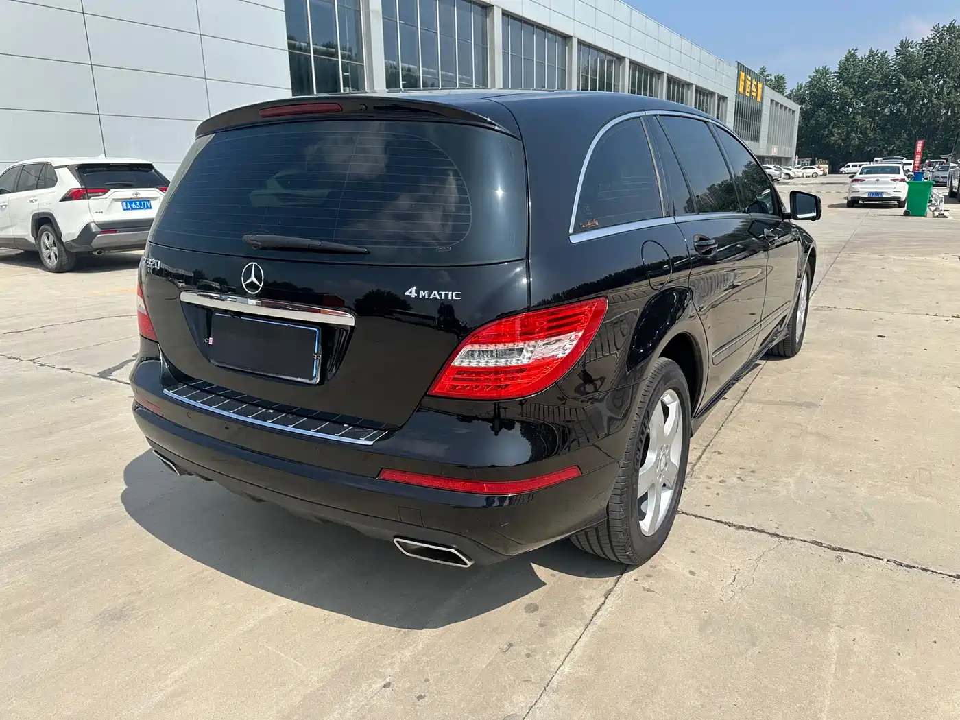 Mercedes-Benz R-Class 2015 R 320 4MATIC Luxury фото 17