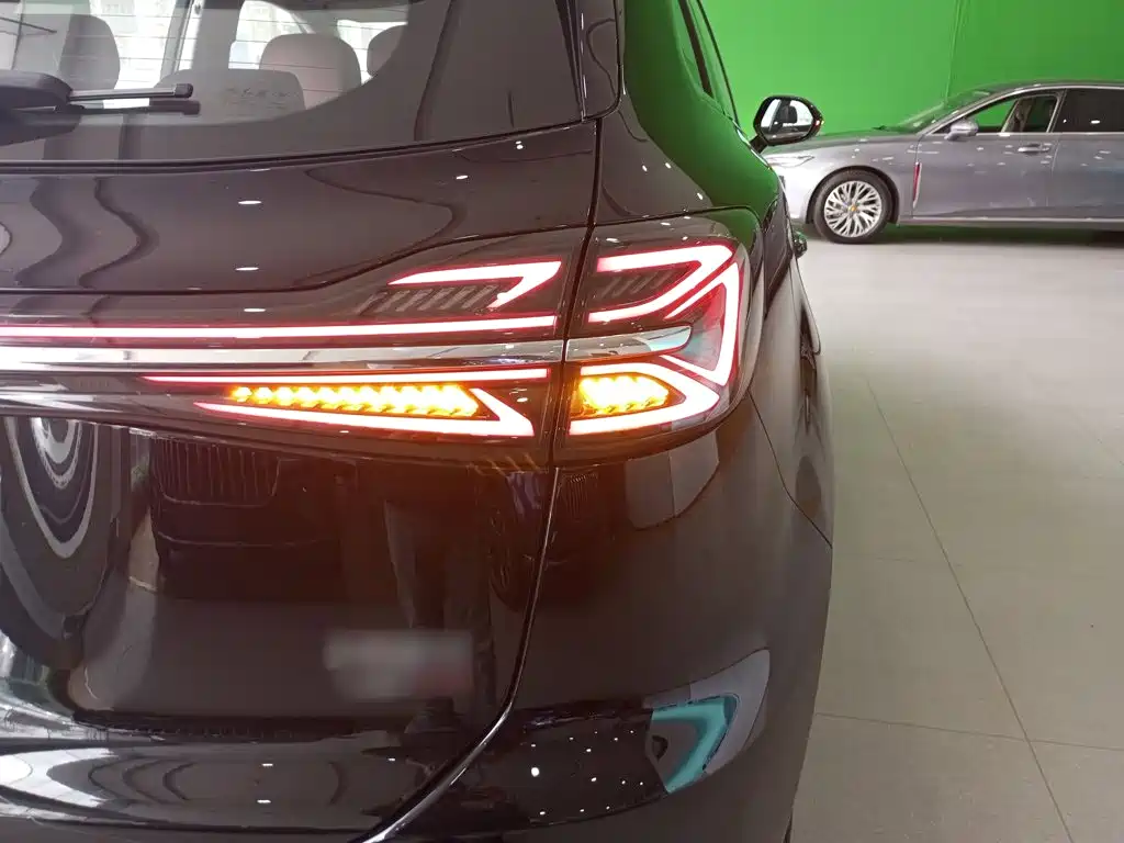 Hongqi HS5 2025 2025 2.0T 2WD Qixiang Pro