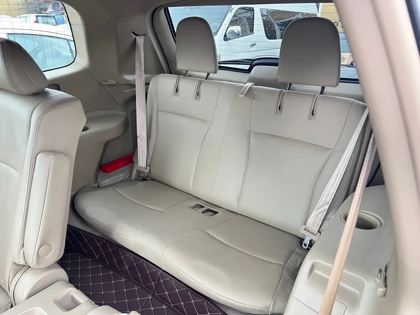 Toyota Highlander 2012 2.7L 2WD 7-Seater Luxury Edition фото 18