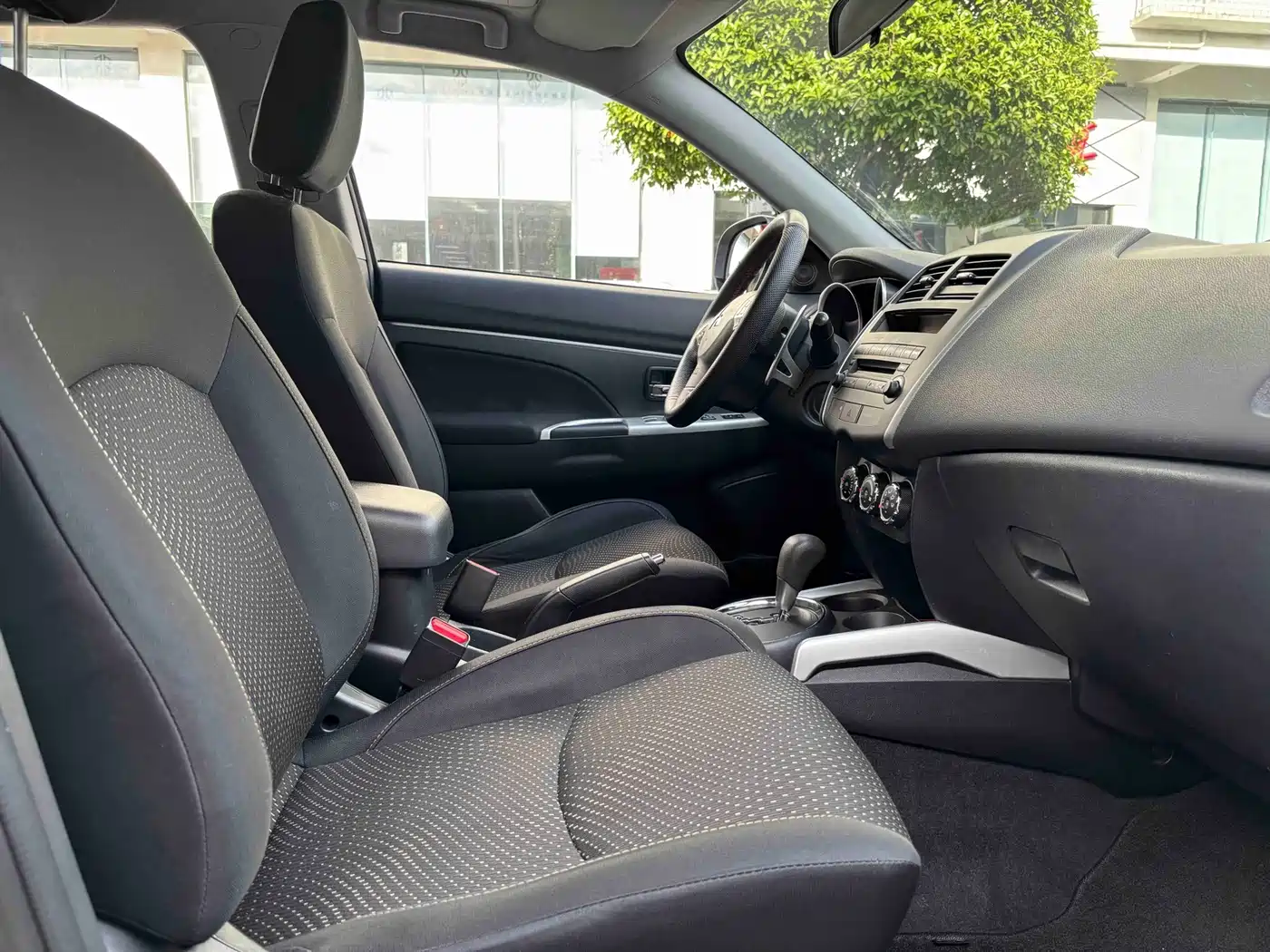 Mitsubishi ASX 2015 2013 2.0L CVT AWD Premium
