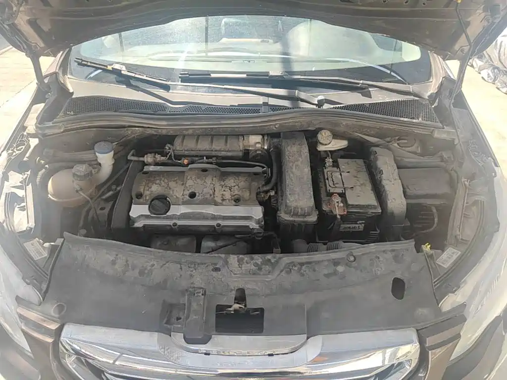 Photo 20 - Peugeot 2008
