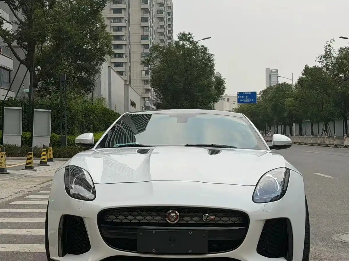 Jaguar F-TYPE 2017 2016 3.0 SC Hardtop